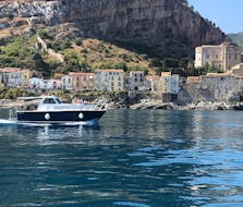 Private Bootstour in Cefalù mit Sightseeing mit Sea Land Tours Cefalù.