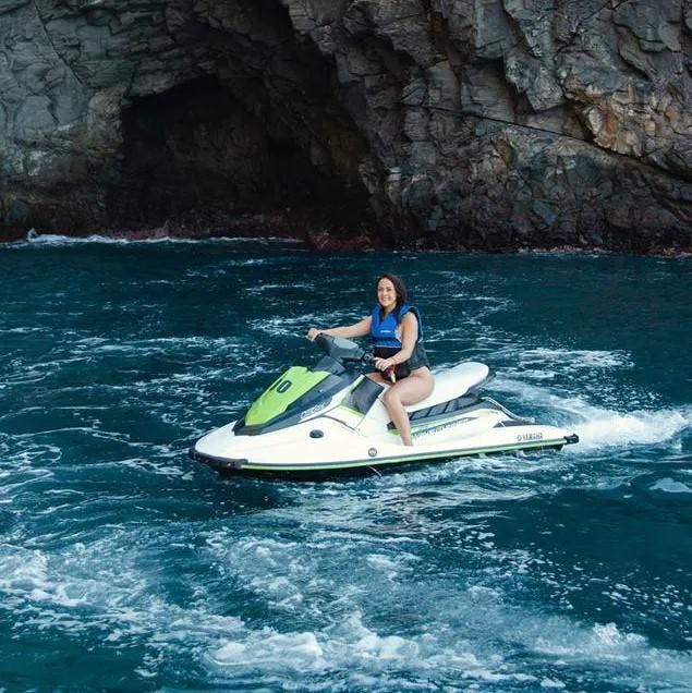 Moto d'acqua a Costa Adeje alla spiaggia di Torviscas con Water Sports Tenerife Moto d'acqua a Costa Adeje alla spiaggia di Torviscas con Water Sports Tenerife.