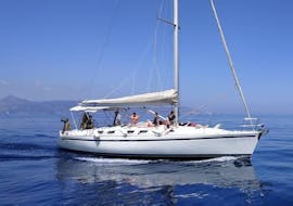 Paseo en velero de día completo a la isla Dia desde Heraklion con comida con Altersail Heraklion.