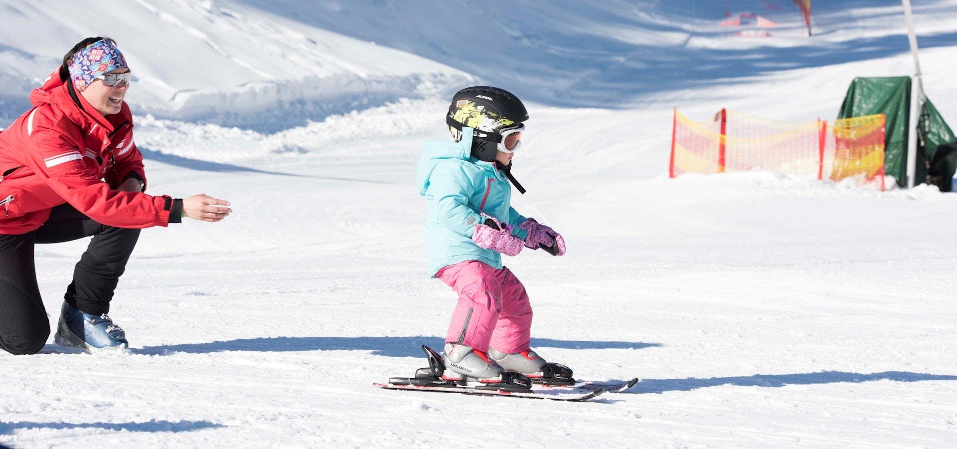 Ski Lessons for Kids "NOVI-Bambinis" (3-4 years) - Beginner.