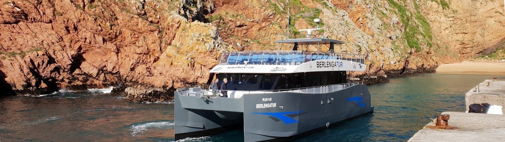 View of our boat during the Boat Trip to the Berlenga Island from Peniche with Berlengatur Peniche.