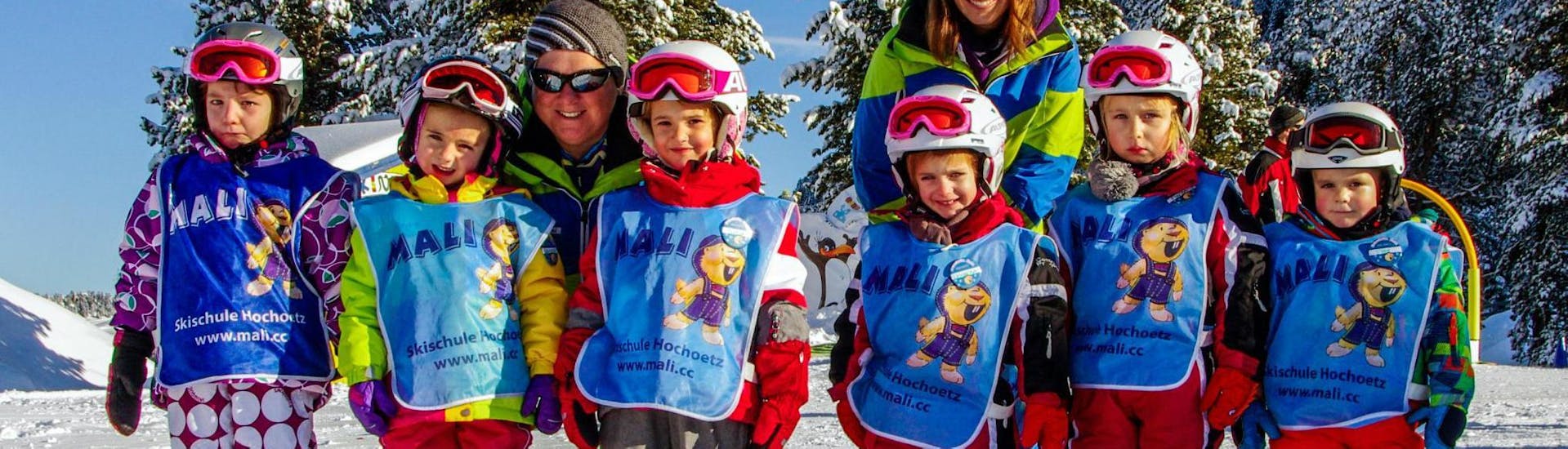 Kids Ski Lessons (from 3 y.) + Ski Hire Package for All Levels with Skischool MALI &#x2F; MALISPORT Oetz - Hero image