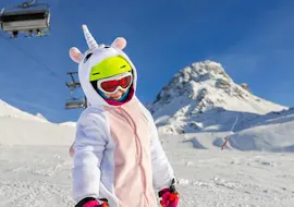 Private Ski Lessons for Kids and Teens of All Ages in Stuben with Ski School Stuben A girl is doing a private ski lessons with ski school Stuben in Stuben.