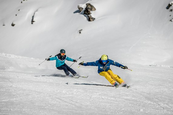 Private Ski Lessons for Adults for Advanced Skiers