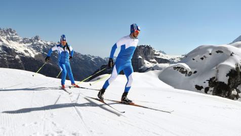 Langlaufkurs (ab 12 J.) für Anfänger mit Scuola di Sci Andalo Dolomiti di Brenta.