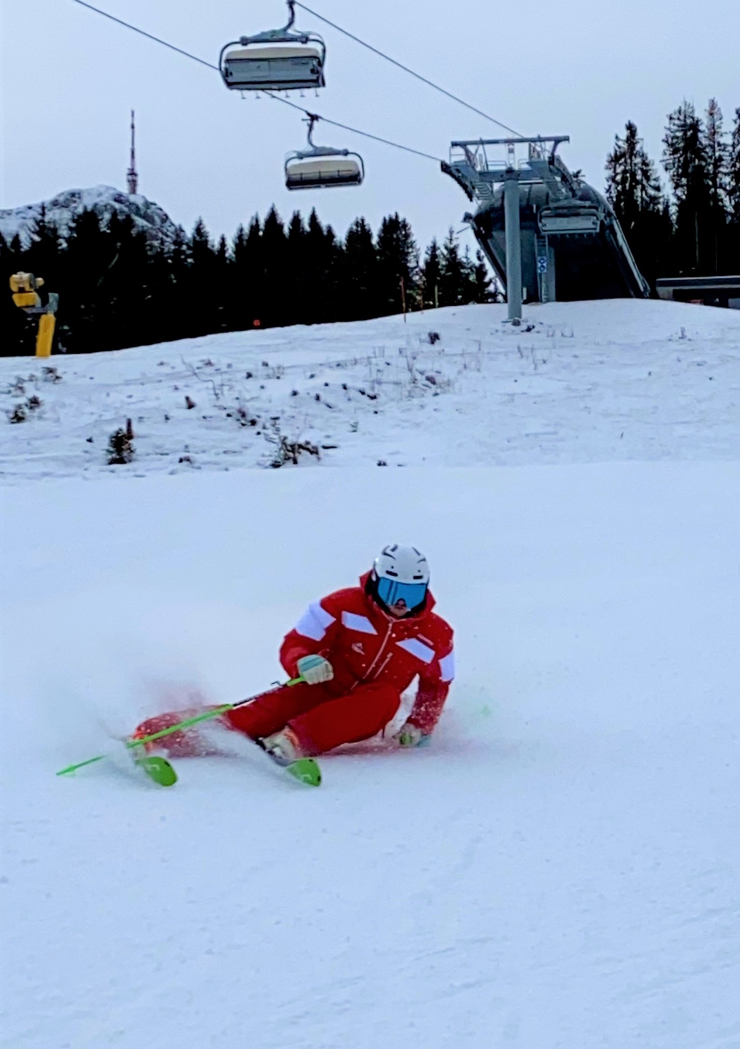 Cours particulier de freestyle dès 10 ans - Expérimentés avec Schneesportschule Oberndorf.