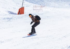 A private ski lessons for kids & adults in Alto Campoo during the winter with Cantabria Activa.