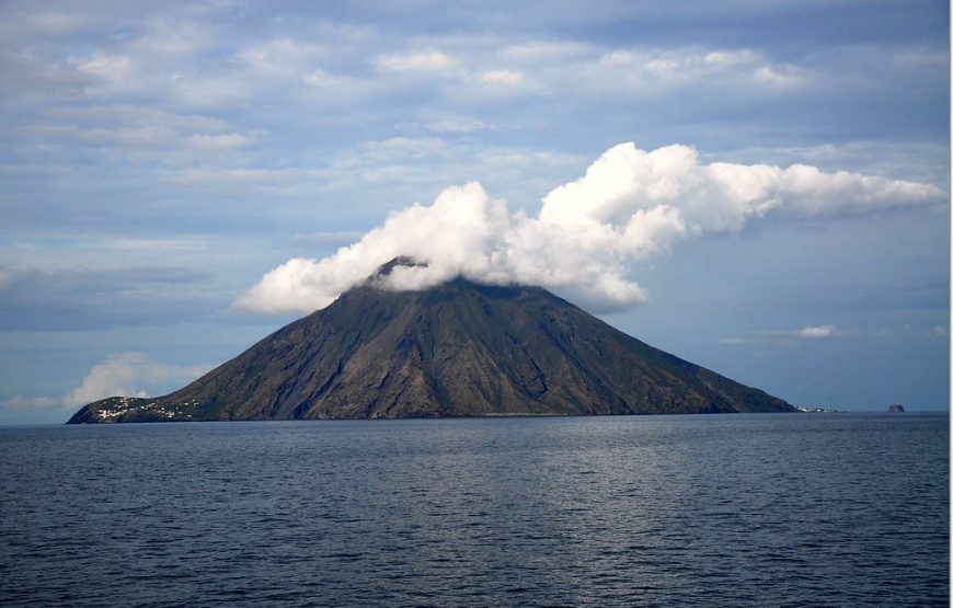 Paseo en barco a Vulcano, Panarea y Stromboli desde Lipari con Clarissa Viaggi Islas Eolias.