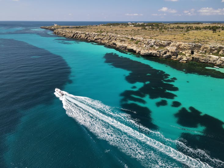 Sailing in the waters of the Mediterranean with Egadi Boating Experience.