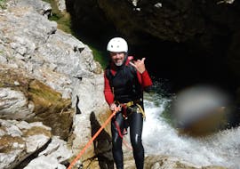 A customer abseiling at Canyoning Jumps and Action Strubklamm with Outdoor Guide Kaiserwinkl.