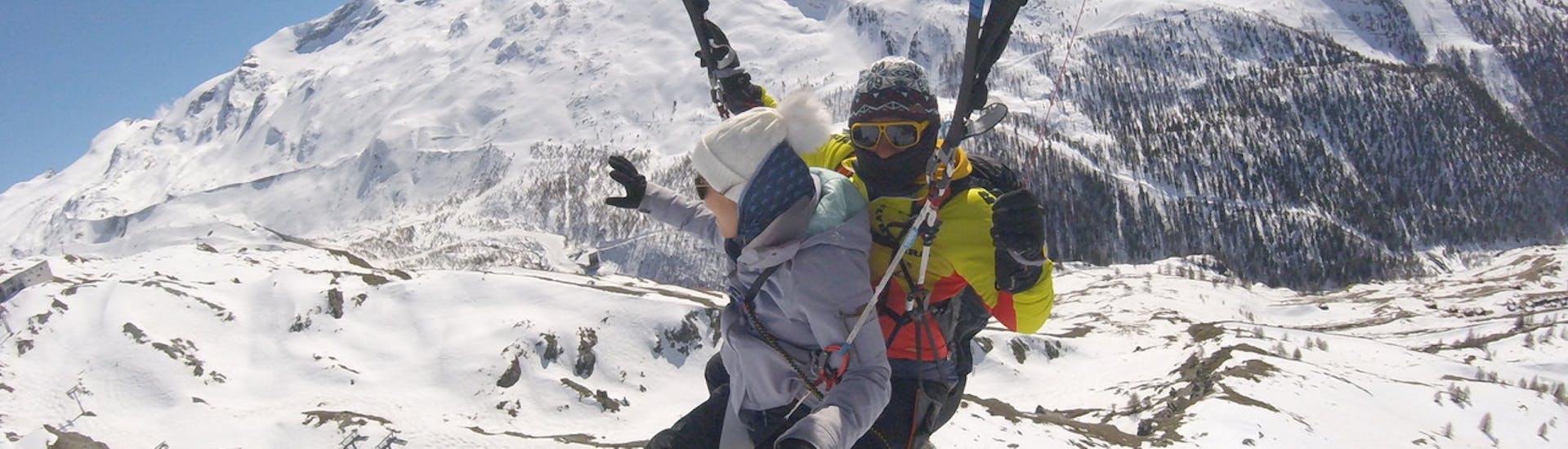 Tandem Paragliding in Zermatt - Basic with Paragliding Flybypara - Hero image
