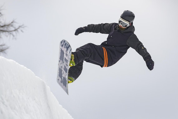 Lech / Zürs - Private Snowboarding Lessons of All Levels in Lech
