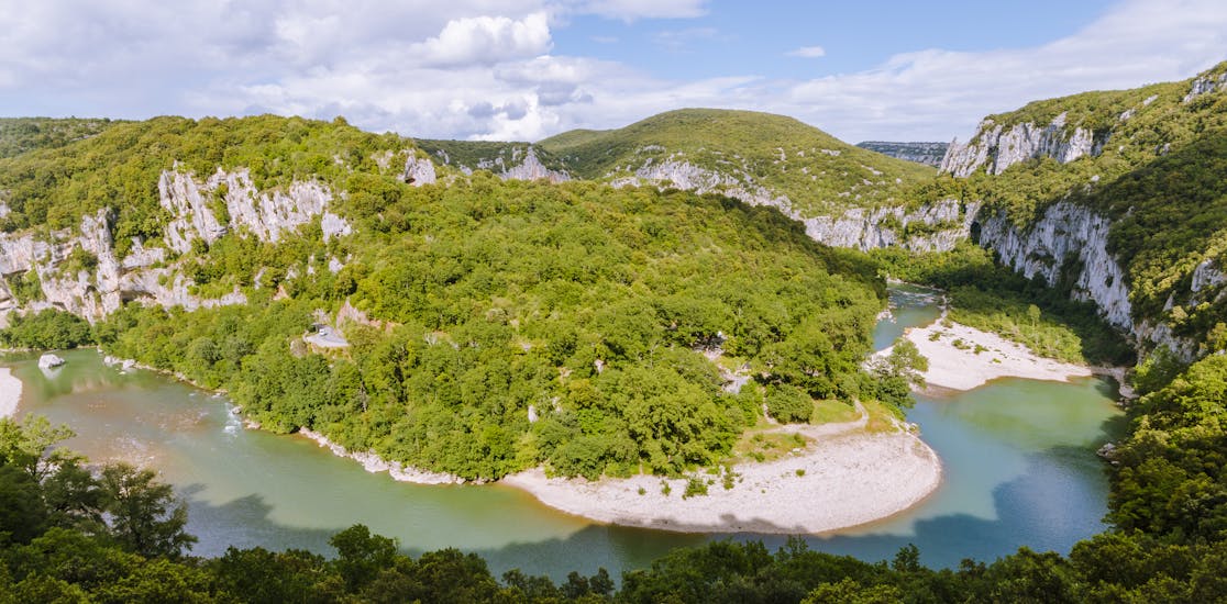 View of the Gorges during the 24km Kayak & Canoe in Ardèche - Wild Tour with Océanide Canoë.