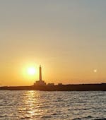 Giro in barca privata al tramonto lungo la costa di Gallipoli con Amare Mare Tour Gallipoli.