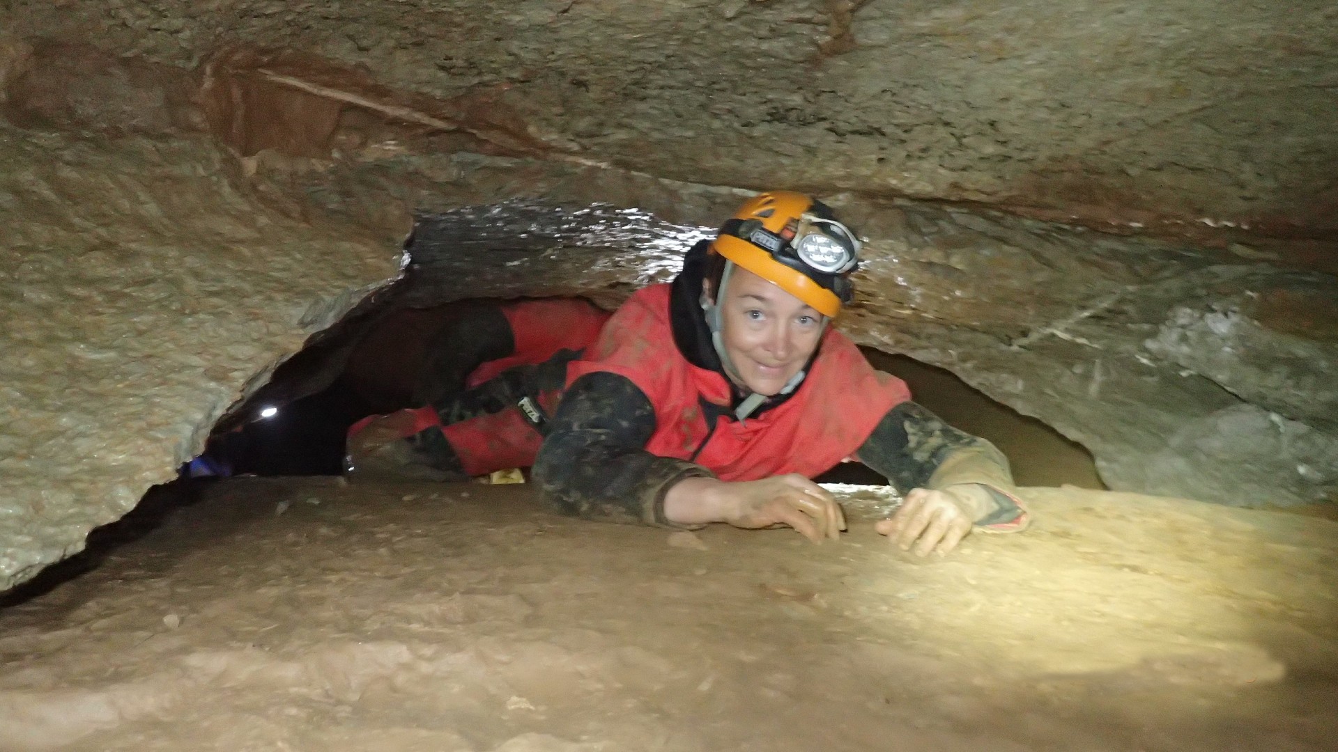 Caving in the Underground of La Cocalière in Southern Ardèche | Ceven ...