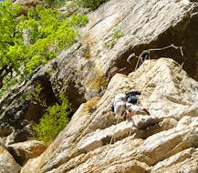 Participant abseiling during the via corda in South Ardèche with Cévèn'Aventure.