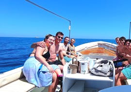 Bootstour nach Ortigia & zu den Meeresgrotten mit Schnorcheln mit Ortigia Island Excursion.