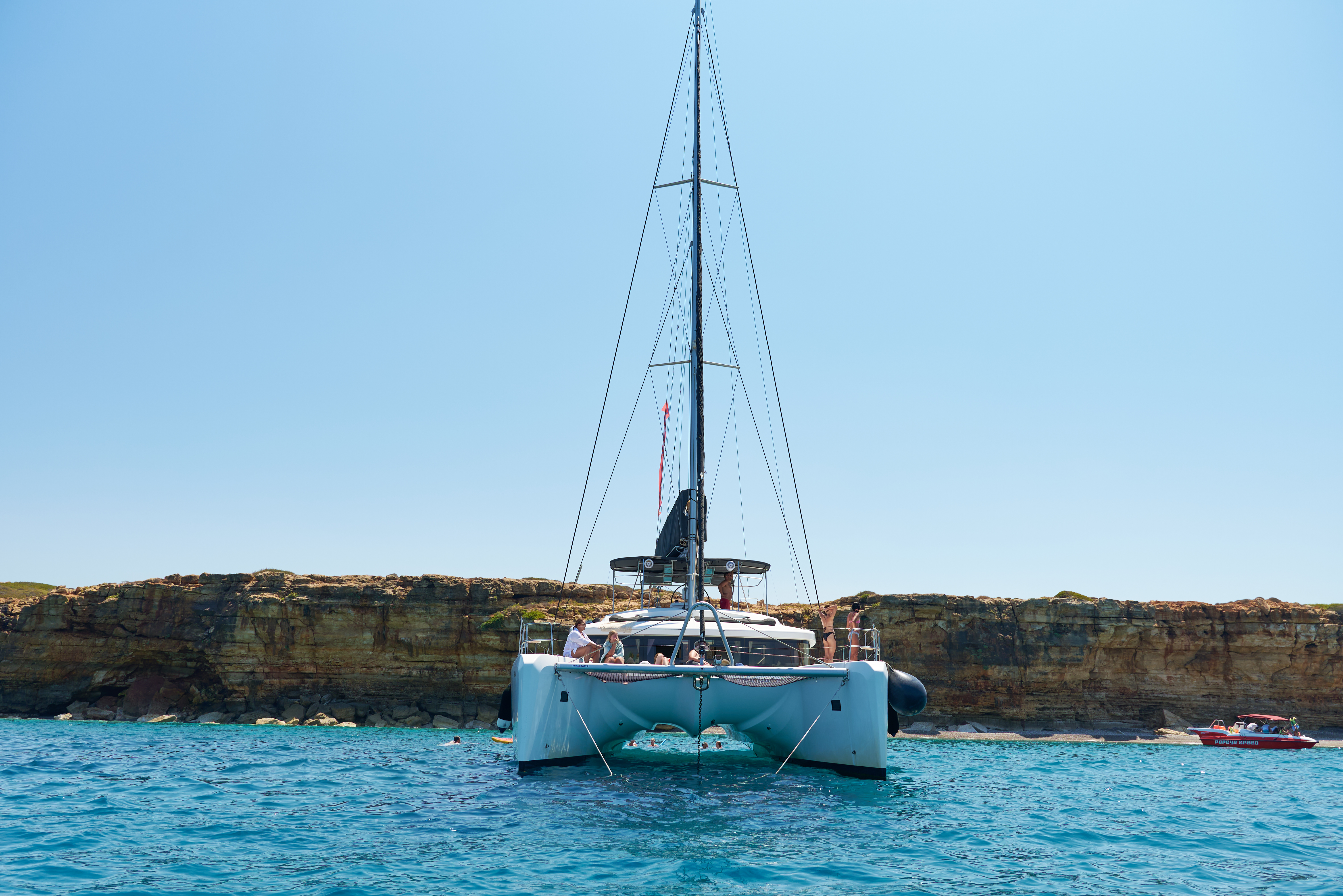 Giro in catamarano al tramonto da Rethymno.