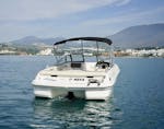 Unser Boot bei einem Bootsverleih in Estepona (bis zu 6 Personen) mit Führerschein bei OfBlue Rental Boats.