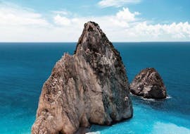 Photo of the Myzithres Rocks, which can be visited on the boat trip to the Myzithres Rocks and Turtle Island with Turtle Spottig with Traventure Zakynthos.