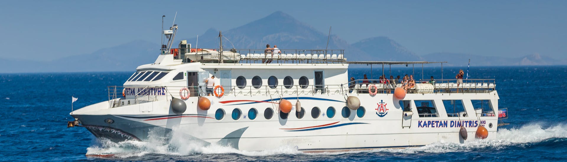 Notre bateau pirate pendant la balade en bateau à Nisyros depuis Kardamena avec Sail Away Kos.
