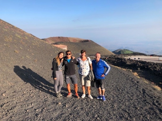 Ochtend Jeep Tour op de Etna met proeverij van Siciliaanse producten met Etna & Sea Excursions Catania.