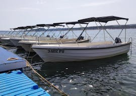 Boats ready to be rented by the boat rental service in Medulin with Acqua Life Medulin.