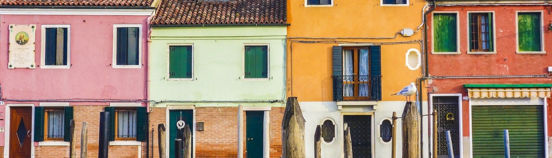 Boottocht van Venetië naar Murano met toeristische attracties.