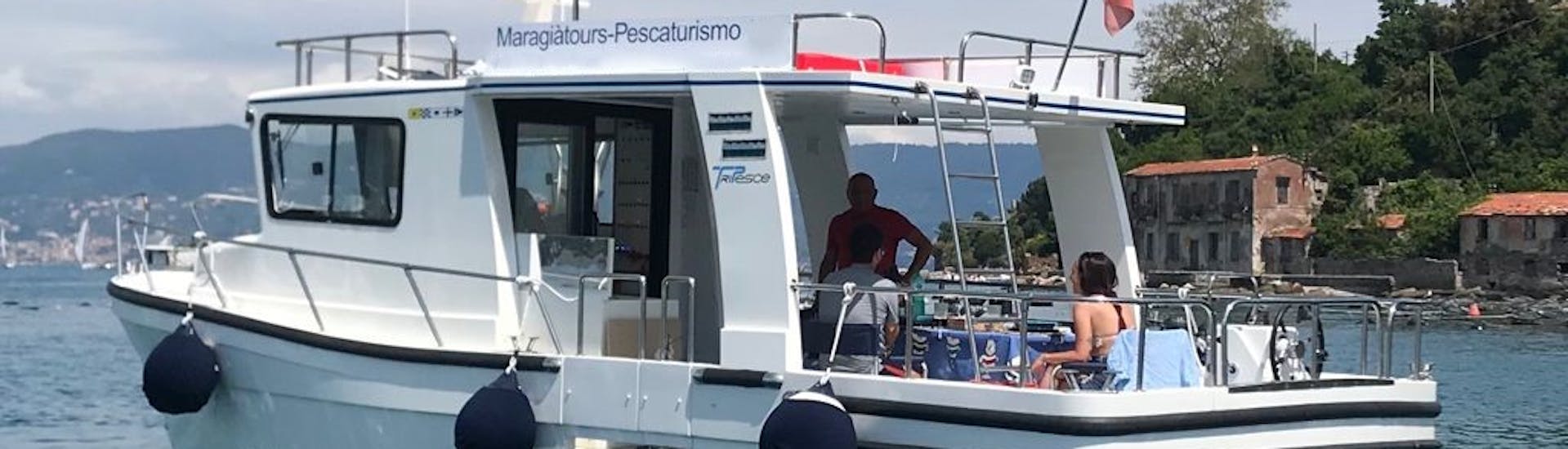 Gita privata in barca lungo la costa di Porto Venere con pranzo.