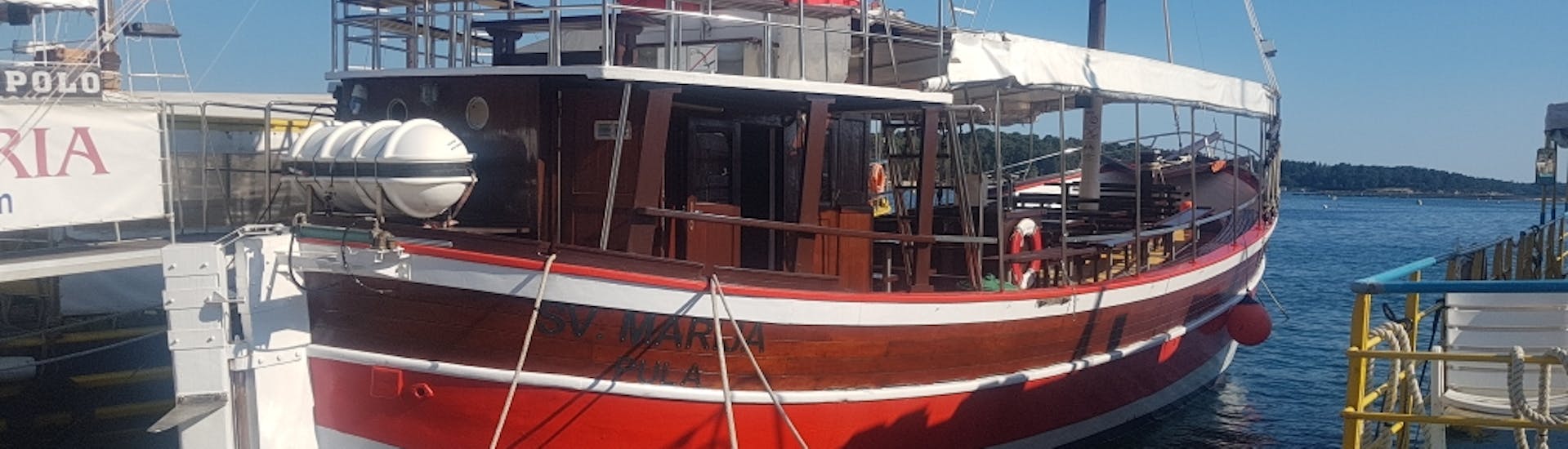 Vue du bateau lors de notre Balade en bateau d'époque à Rovinj & Vrsar avec BBQ avec Santa Maria Boat Cruises.