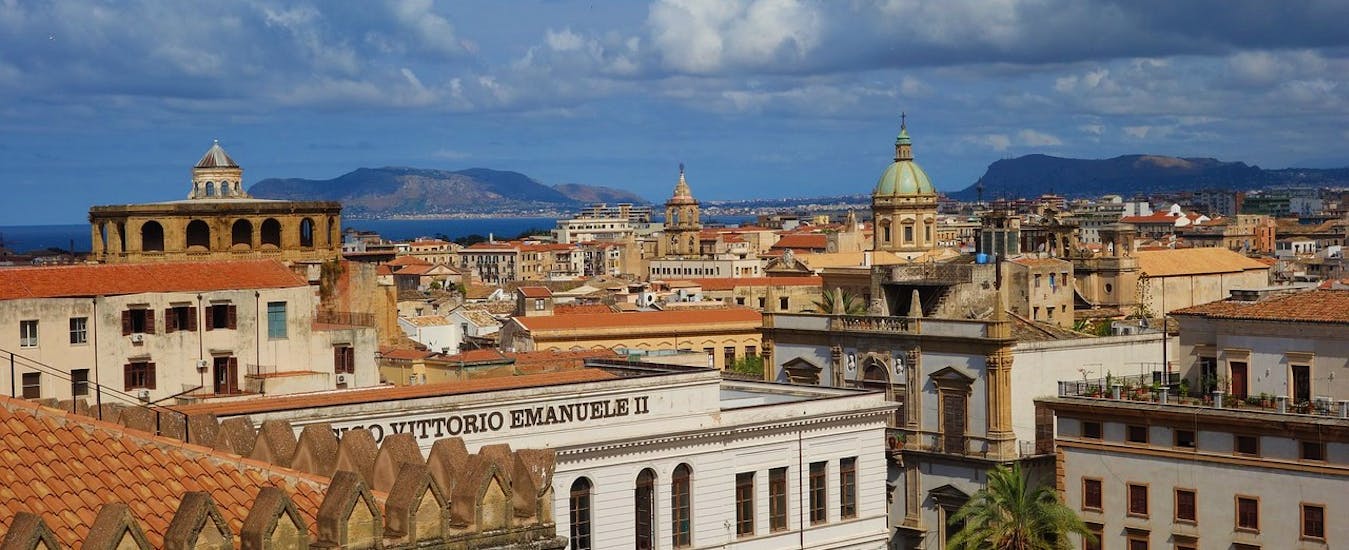 The enchanting panorama of Palermo from above to be visited during a private yacht trip from Cefalù to Palermo with a ride in an Ape Calessino and lunch with Margy Charter.