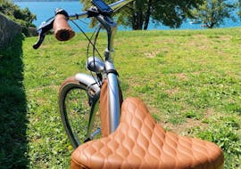 Image du vélo lors de la Location de vélo autour du lac d’Annecy avec Cayoti Veyrier-du-Lac.