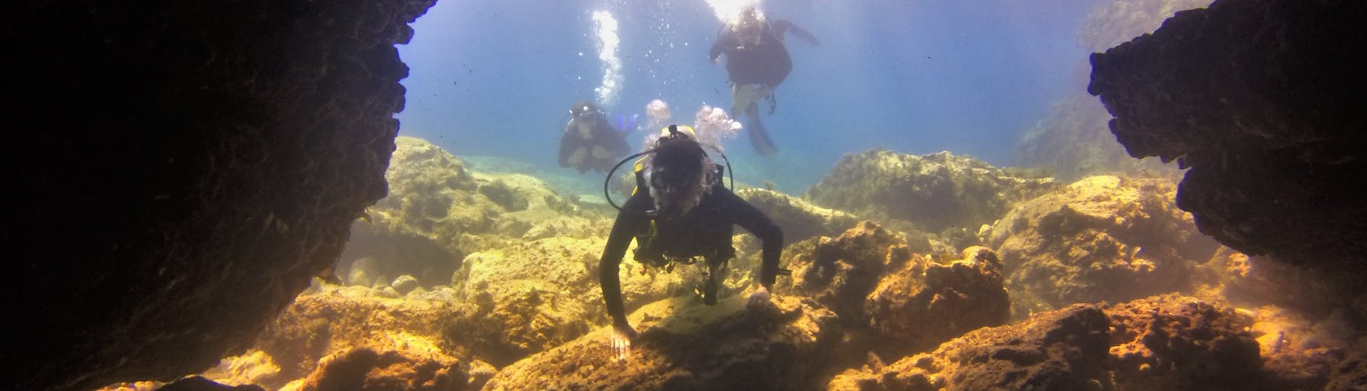 Plongée d'exploration à Paralimni pour Plongeurs certifiés.