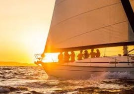 People sailing during a Private Boat Trip in Palma at Sunset with Vela Mayorca.