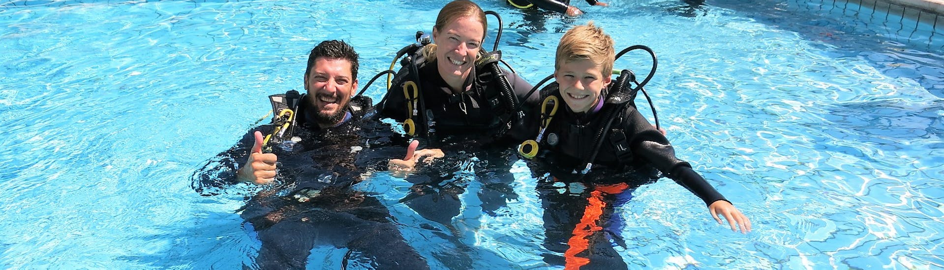 People are doing a PADI Open Water Diver Course in Paphos in Cyprus for Beginners with Cydive Paphos.