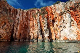 Paseo privado en barco a las rocas rojas y a las islas Pakleni.