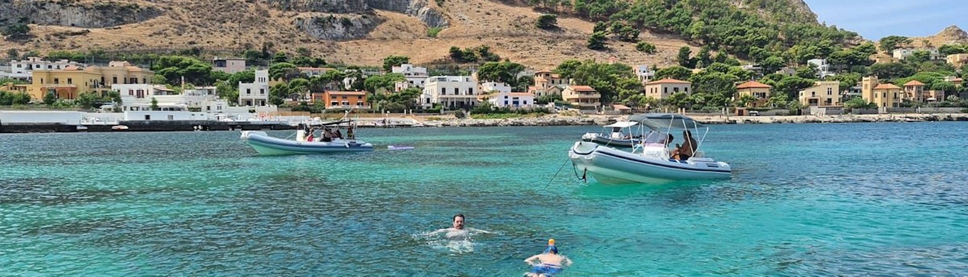 Boottocht van Palermo naar Vergine Maria Beach  & zwemmen.