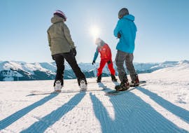 Snowboardkurse für Erwachsene (ab 15 J.) für alle Levels mit Heli's Skischule Saalbach-Hinterglemm.