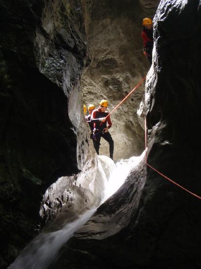 Canyoning whit White Mountain