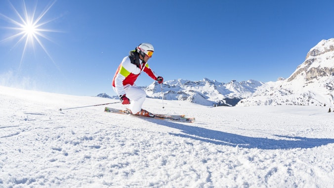 Private Off-Piste Skiing Lessons for All Levels