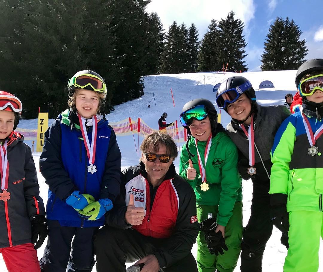 Kids Ski Lessons (615 y.) for Experienced Skiers Swiss Ski School