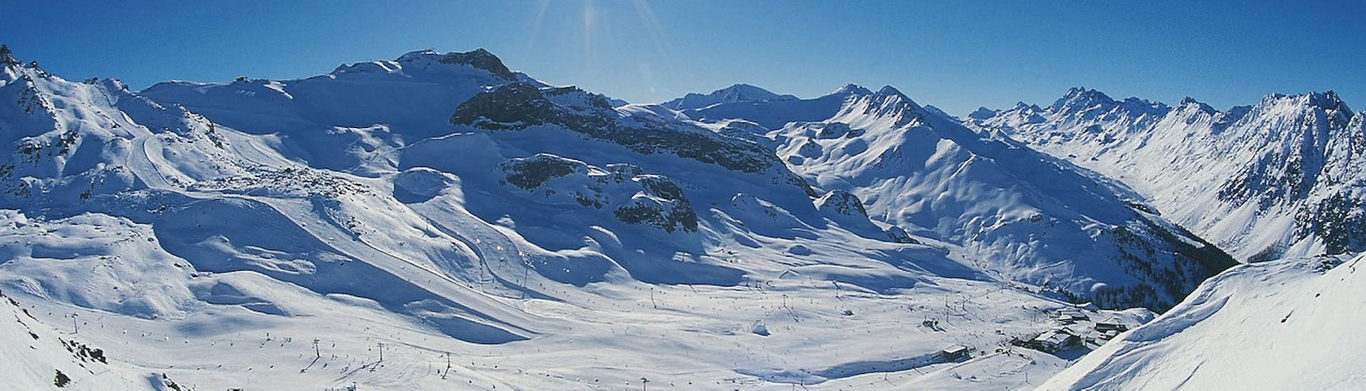 Schaut Euch die Kinderskikurse (5-13 Jahre) für fortgeschrittene Skifahrer - ganztägig mit der Scuola Sci Antelao San Vito di Cadore an.