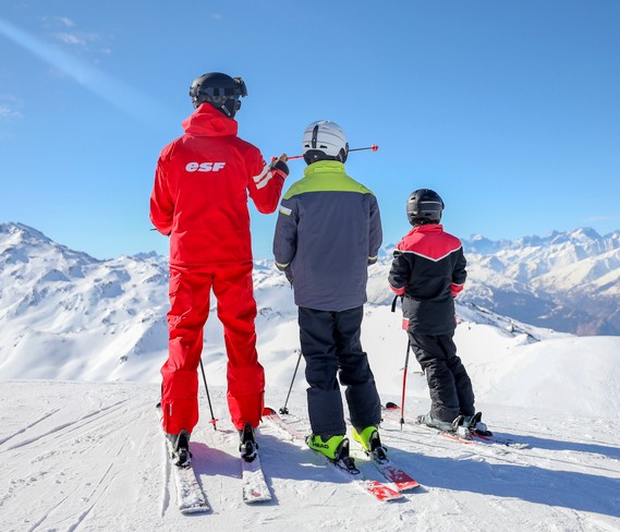 Clases de esquí privadas para niños a partir de 3 años para todos los niveles con ESF La Tania.