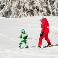 Clases de esquí privadas para niños a partir de 3 años para todos los niveles con Promescaiol Ski & Snow Academy.