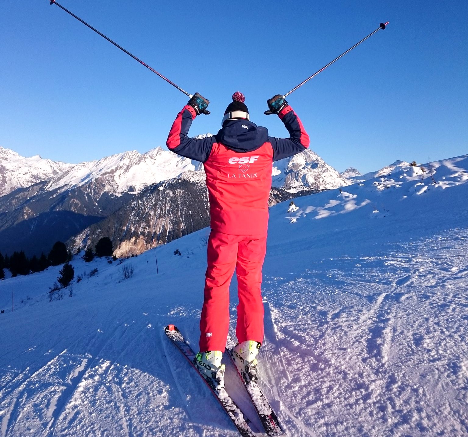 Clases de esquí privadas para adultos para todos los niveles con ESF La Tania.