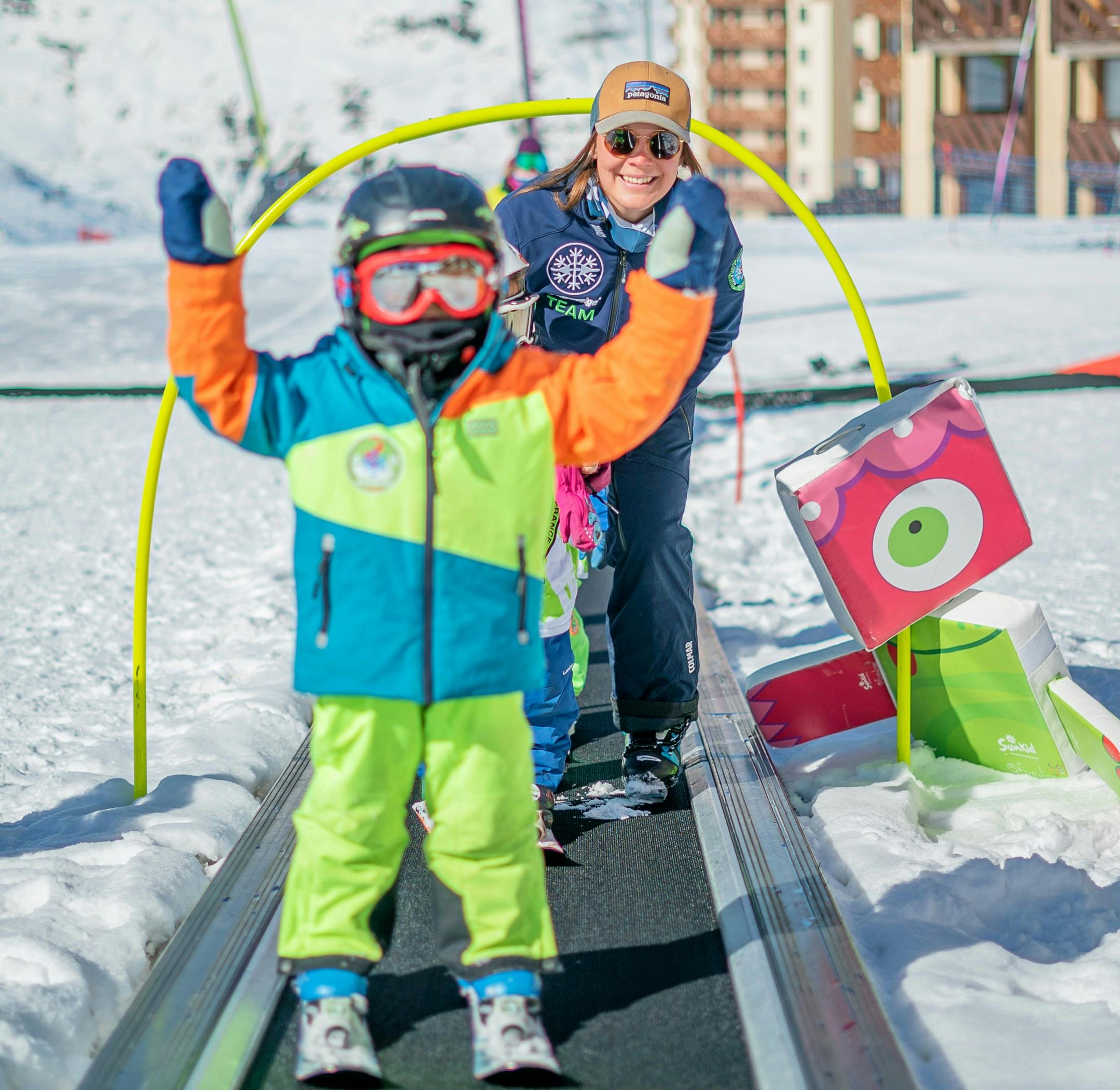 Kinder-Skikurse "Kleiner Bär" (3-4 Jahre) - Max. 6 pro Gruppe mit Prosneige Val Thorens & Les Menuires Kinder-Skikurse "Kleiner Bär" (3-4 Jahre) - Max. 6 pro Gruppe mit Prosneige Val Thorens & Les Menuires.