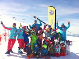 Kids Ski Lessons (7-13 y.) for First Timers from Ski School 360 Samoëns.