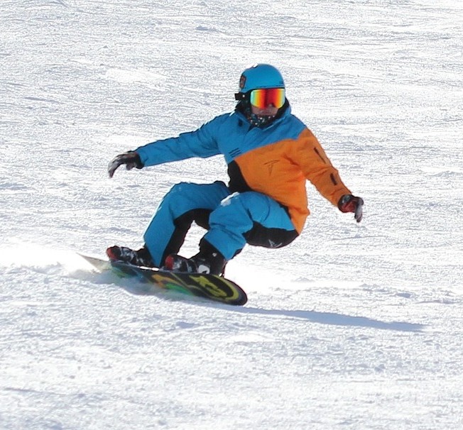 Snowboarding Lessons for Kids & Adults with Experience (from 6 y.) in