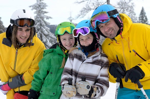 Kids Ski Lessons (9-13 y.) for All Levels