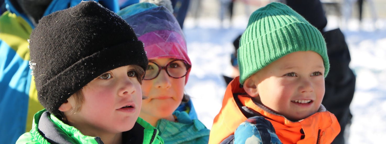 Petits enfants lors du Cours de ski Enfants "Baby Ski" (2-3 ans) avec Prosneige Val Thorens & Les Menuires.